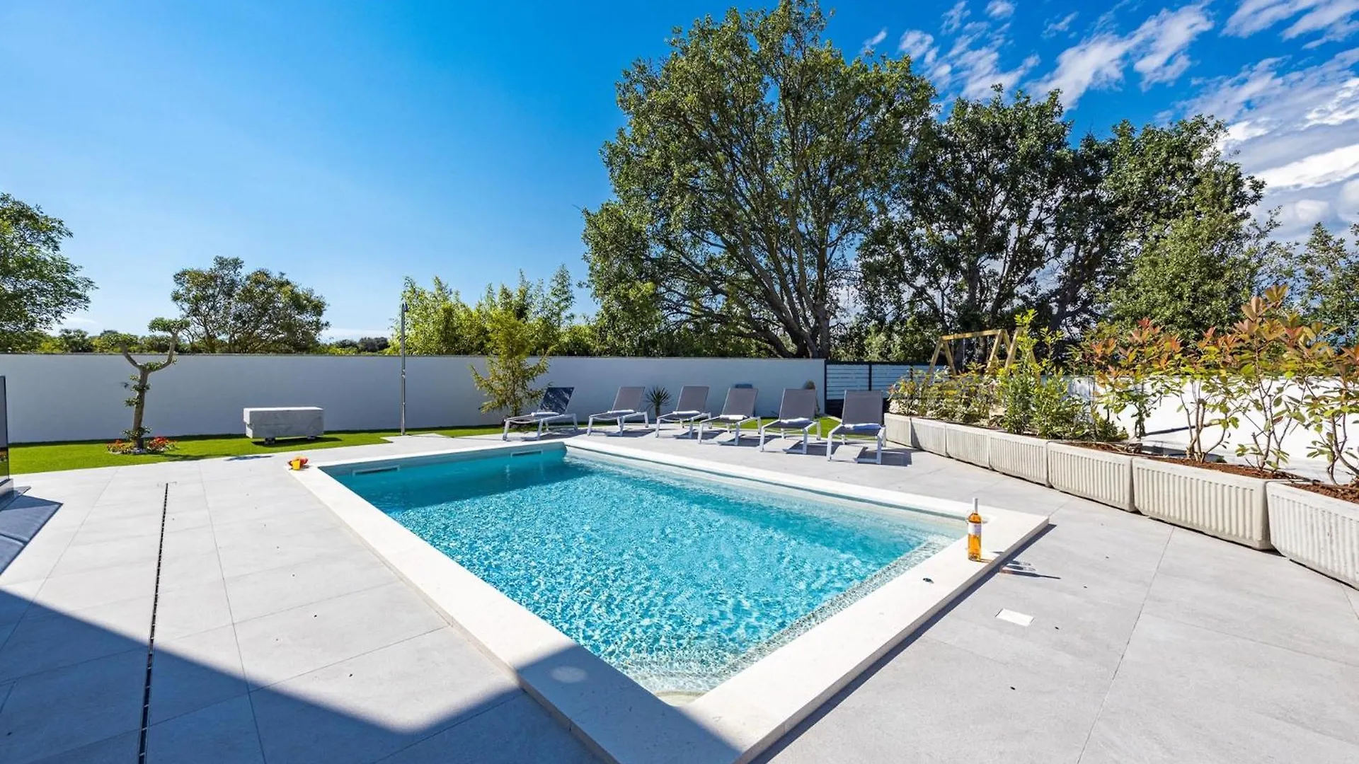Beautiful Villa In Stinjan Near The Beach