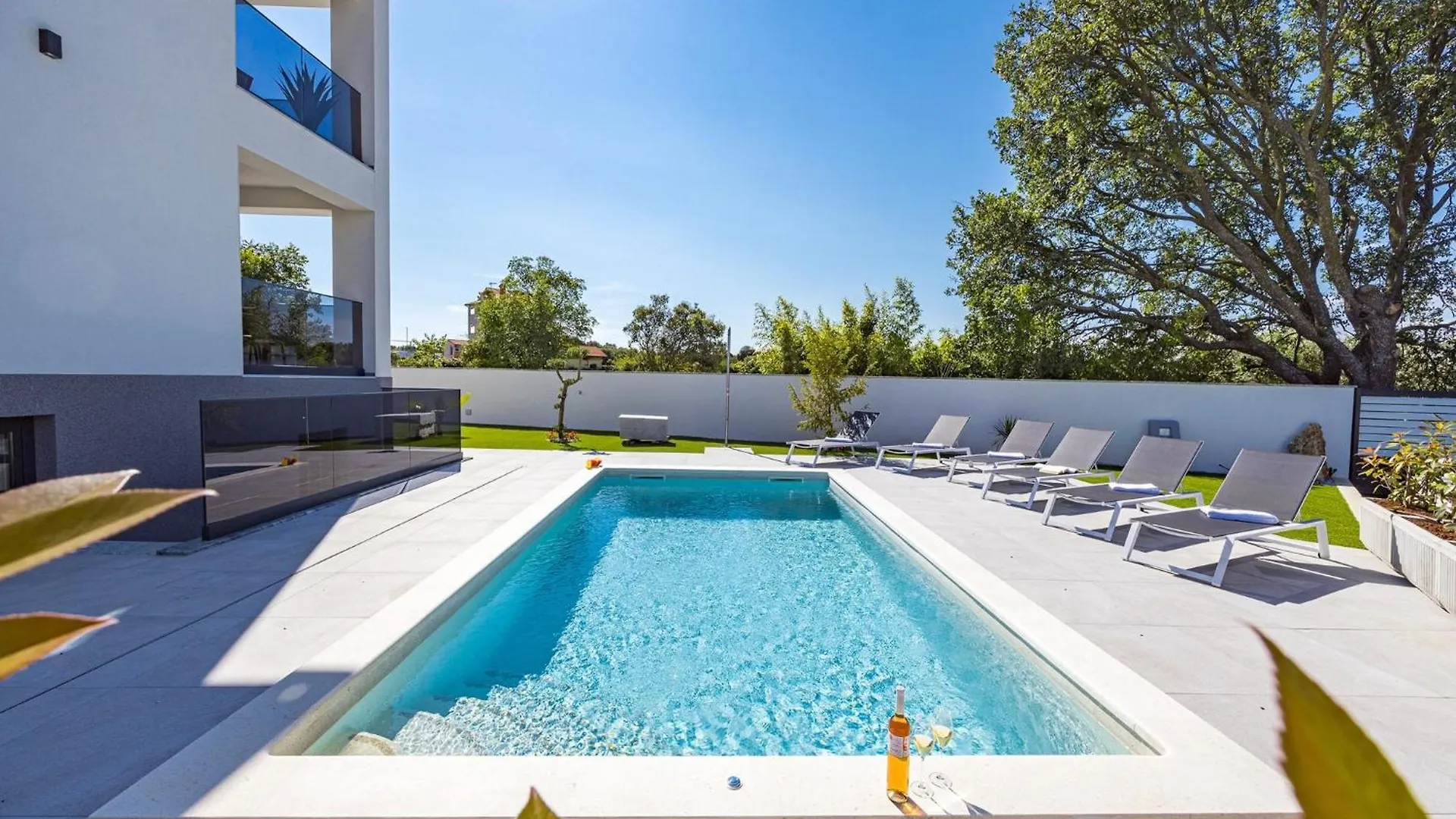 Beautiful Villa In Stinjan Near The Beach