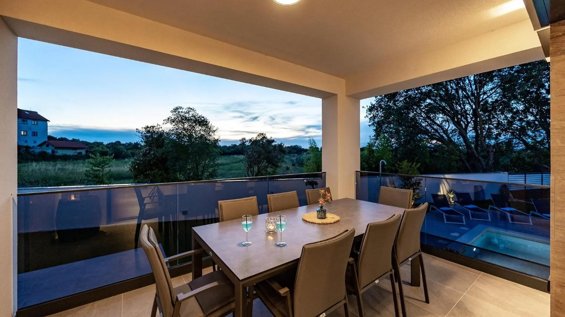 Beautiful Villa In Stinjan Near The Beach